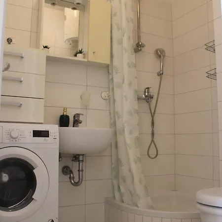 Appartement Teuta - Private Parking