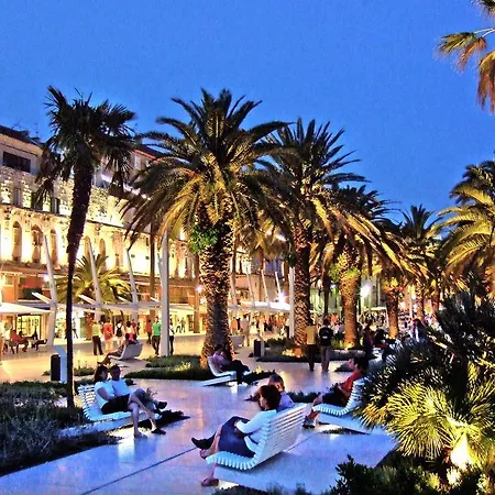 Appartement Teuta - Private Parking